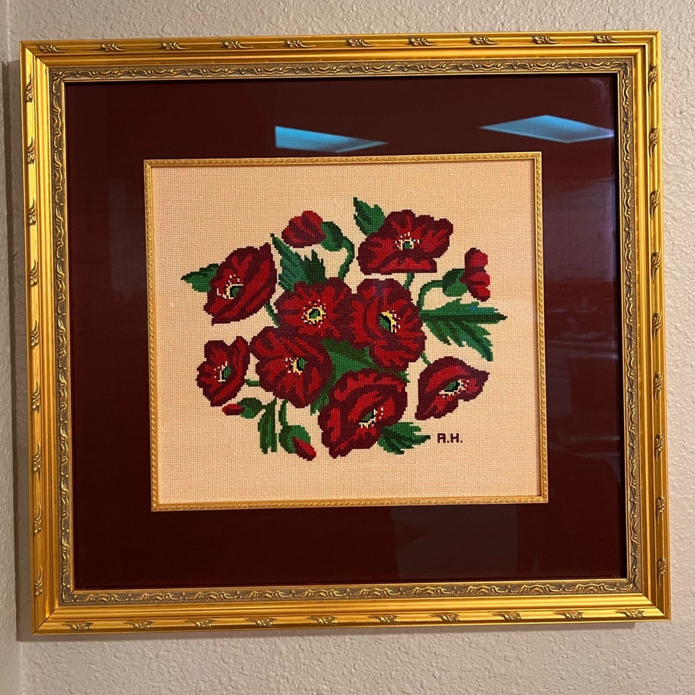 Handmade cross stitch embroidery! Red poppies! Art Deco With Antique Gold Frame